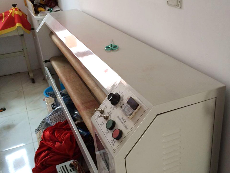 熱轉(zhuǎn)印燙畫(huà)機(jī)多少錢？